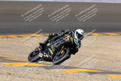 media/Sep-25-2022-CVMA (Sun) [[ee08ed6642]]/Race 8 Supersport Middleweight Shootout/